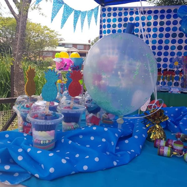 Blue party table
